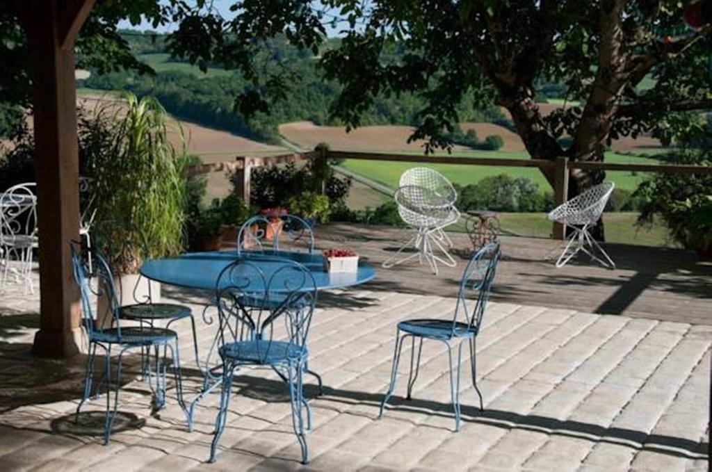 Auberge Du Canabal Lauzerte Exterior foto