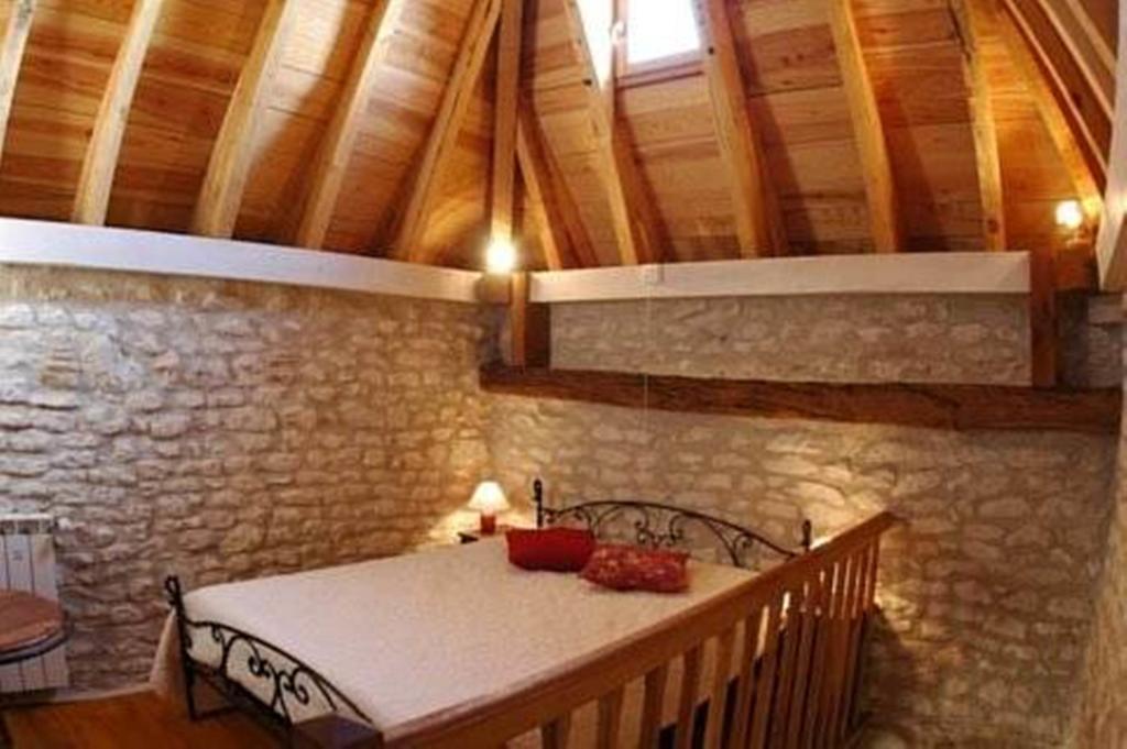 Auberge Du Canabal Lauzerte Habitación foto
